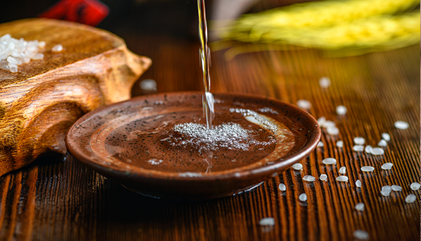 艺搭配上好基酒,融合中草药精华,浸泡六十天,传统